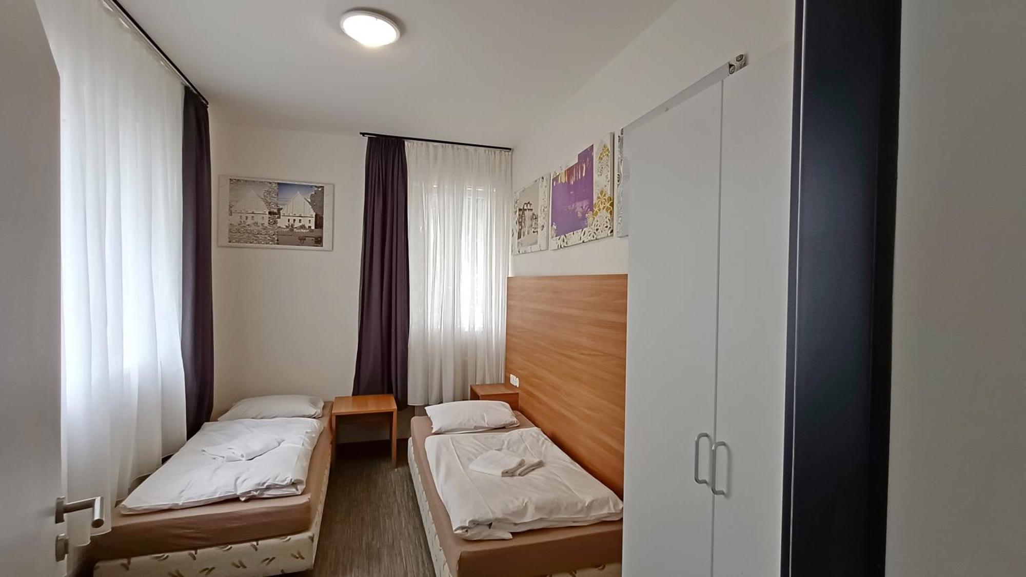 Apartments Gato Karlovy Vary Stara Role エクステリア 写真