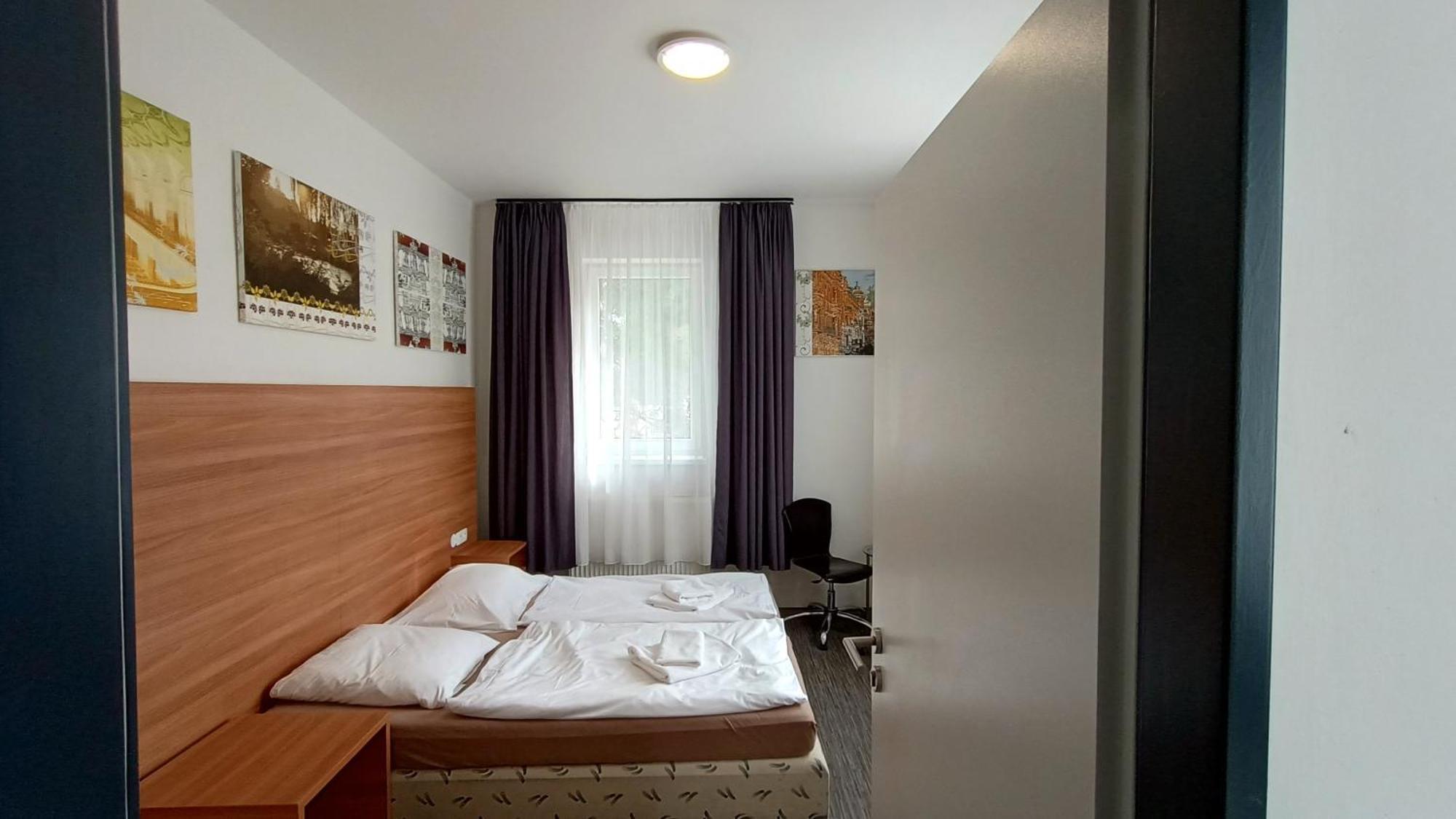 Apartments Gato Karlovy Vary Stara Role エクステリア 写真